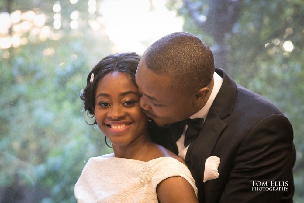 Seattle elopement wedding at the King County Courthouse. Tom Ellis Photography, Seattle courthouse elopement photographer