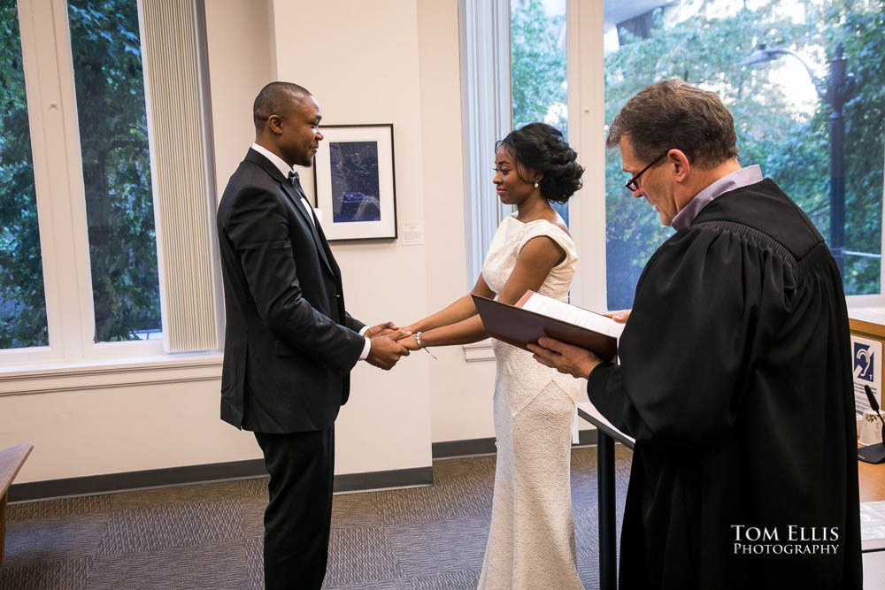 Seattle elopement wedding at the King County Courthouse. Tom Ellis Photography, Seattle courthouse elopement photographer