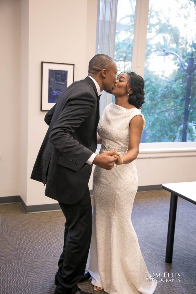 Seattle elopement wedding at the King County Courthouse. Tom Ellis Photography, Seattle courthouse elopement photographer