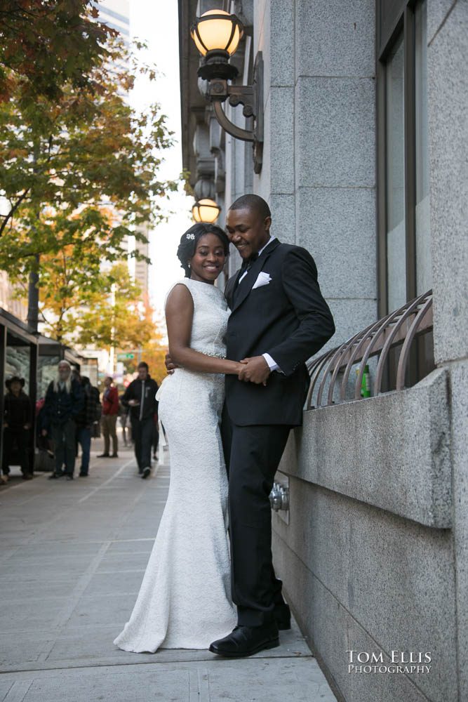 Seattle elopement wedding at the King County Courthouse. Tom Ellis Photography, Seattle courthouse elopement photographer