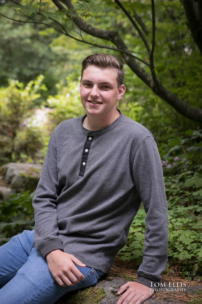 Seattle area senior photography session at the Bellevue Botanical Garden