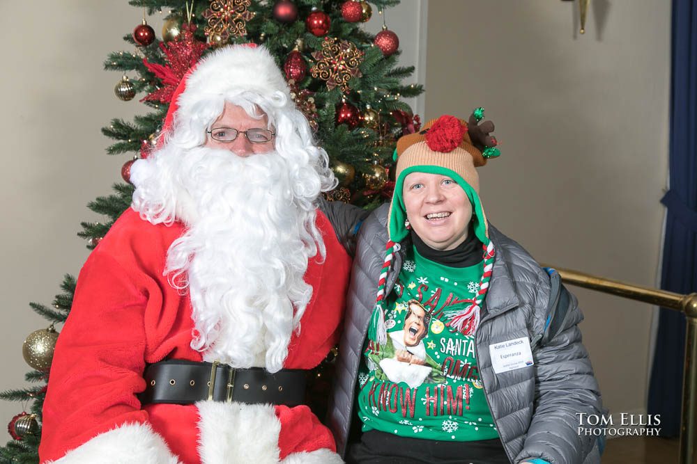 Santa photos at the 2019 Seafair Holiday Cruise. Tom Ellis photography, Seattle event photographer