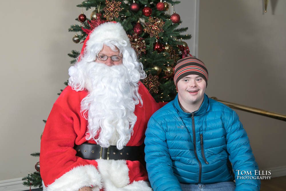 Santa photos at the 2019 Seafair Holiday Cruise. Tom Ellis photography, Seattle event photographer