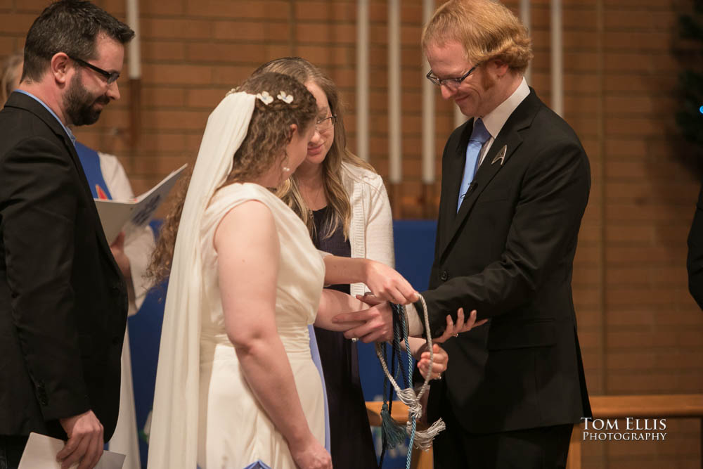 The wedding cermony. Fantastic fantasy and science fiction HTTYD wedding - Tom Ellis Photography, Seattle wedding photographer