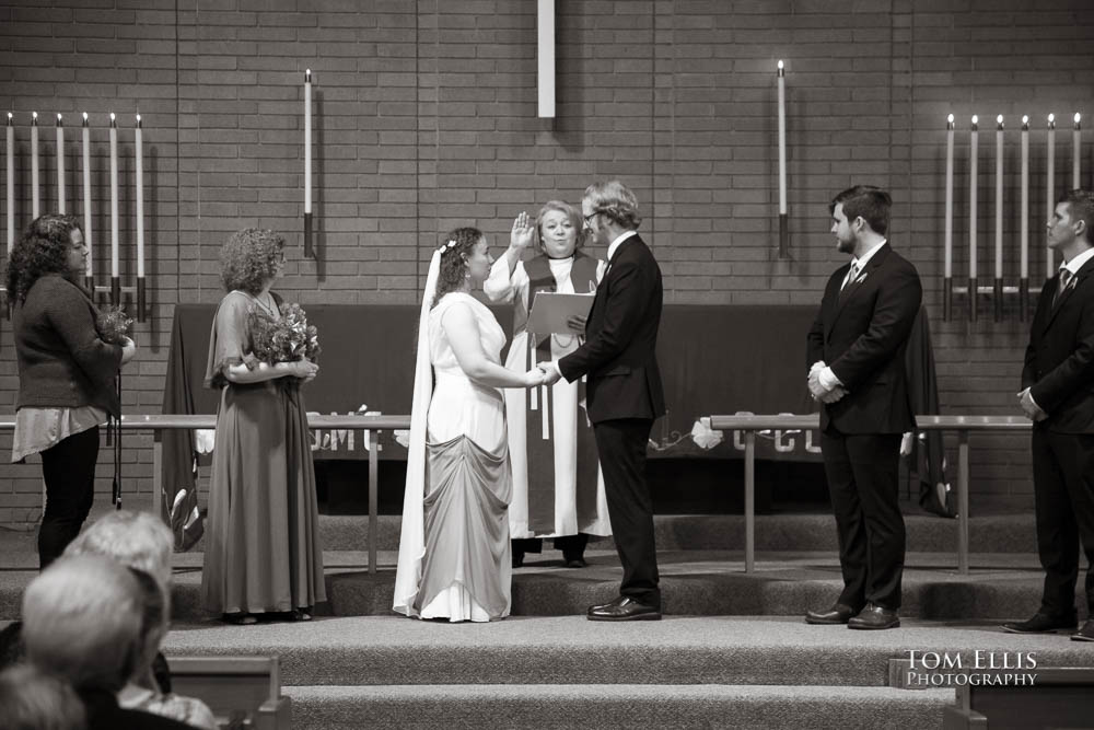 The wedding cermony. Fantastic fantasy and science fiction HTTYD wedding - Tom Ellis Photography, Seattle wedding photographer