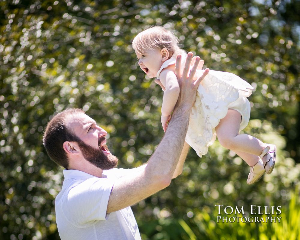 Family and first birthday photo session at the Bellevue Botanical Garden. Tom Ellis Photography, Seattle family photographer