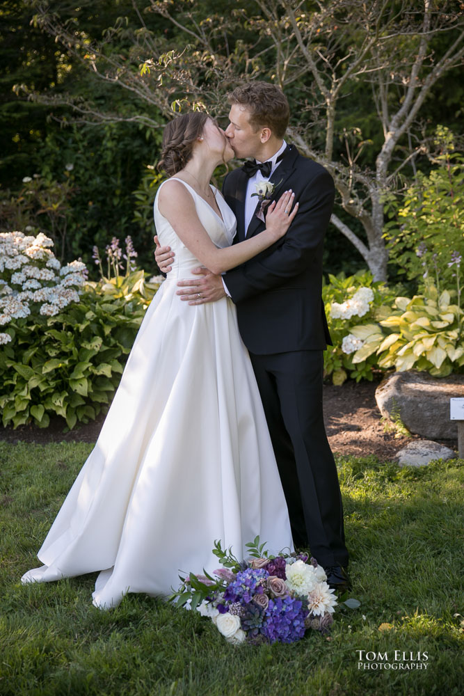 Seattle area wedding during COVID. Wedding party photos. Tom Ellis Photography, Seattle wedding photographer