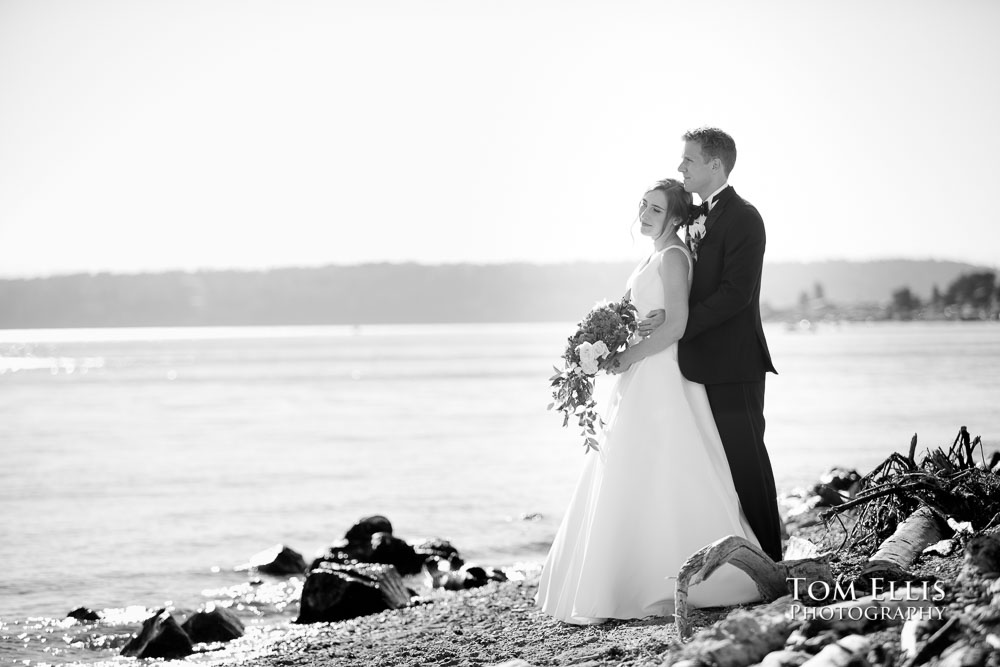 Allison and Matthew at the beach at Normandy Park after their wedding at John Knox Presbyterian Church