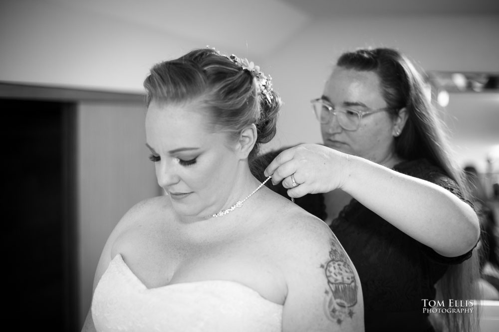Seattle area wedding during the time of COVID. Tom Ellis Photography, Seattle wedding photographer