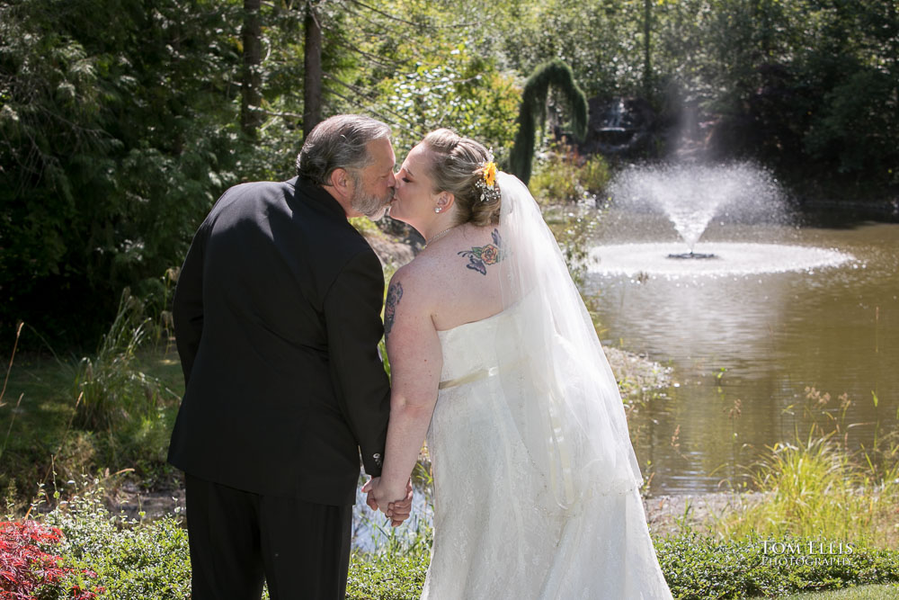 Seattle area wedding during the time of COVID. Tom Ellis Photography, Seattle wedding photographer