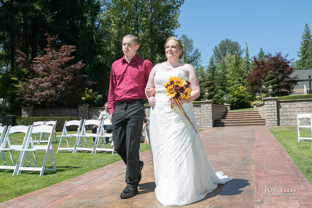 Seattle area wedding during the time of COVID. Tom Ellis Photography, Seattle wedding photographer