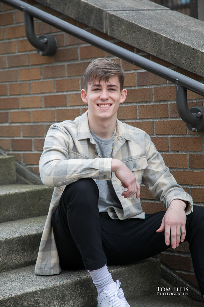 Gunnar during his senior photo session at the U of Washington campus. Tom Ellis Photography, Seattle senior photographer