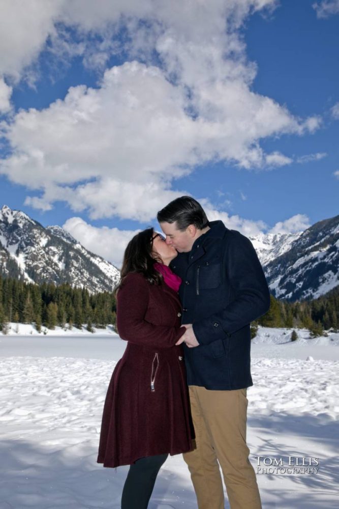 Snowy Seattle area winter engagement photo session at Gold Creek Pond