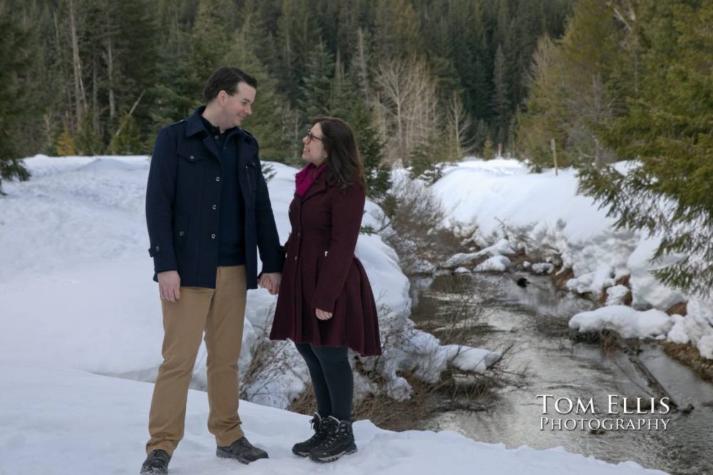 Snowy Seattle area winter engagement photo session at Gold Creek Pond