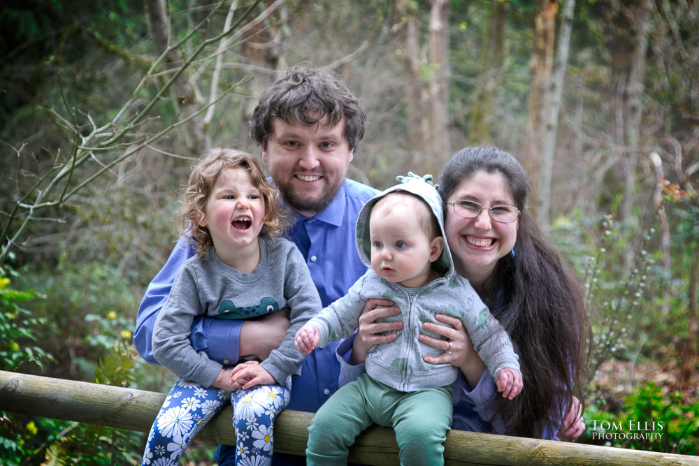 Seattle family photo session at the Bellevue Botanical Garden. Tom Ellis Photography, Seattle family photographer