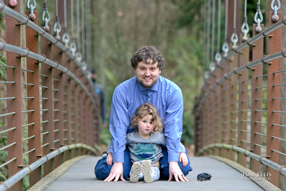 Seattle family photo session at the Bellevue Botanical Garden. Tom Ellis Photography, Seattle family photographer