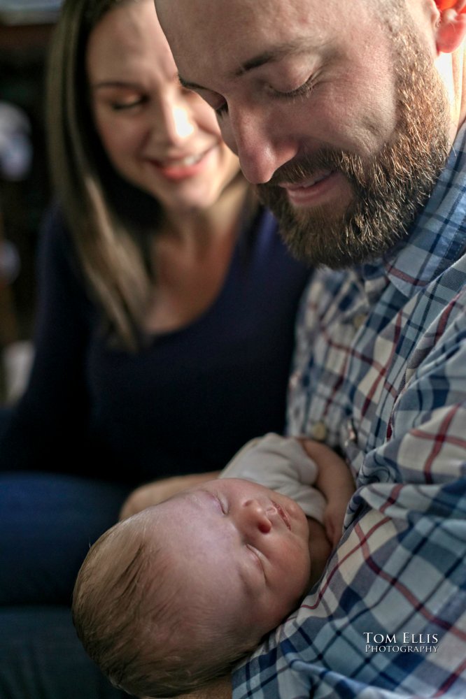 Seattle newborn baby photos. Tom Ellis Photography, Seattle family and baby photographer