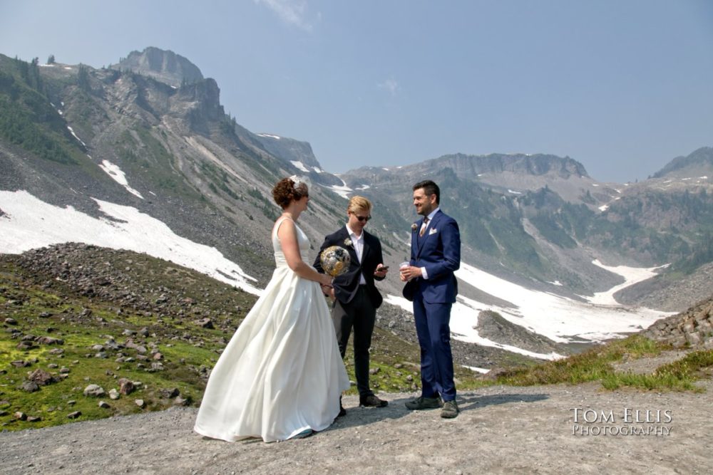 Destination adventure wedding at Mt Baker in Washington. Tom Ellis Photography, Seattle adventure photographer