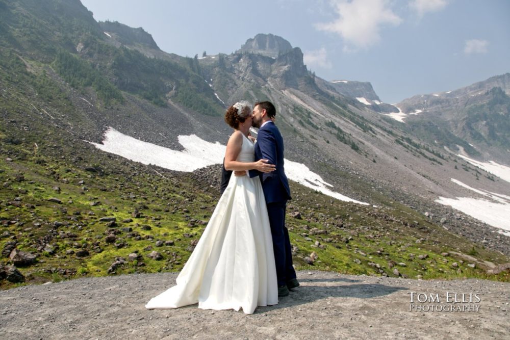 Destination adventure wedding at Mt Baker in Washington. Tom Ellis Photography, Seattle adventure photographer