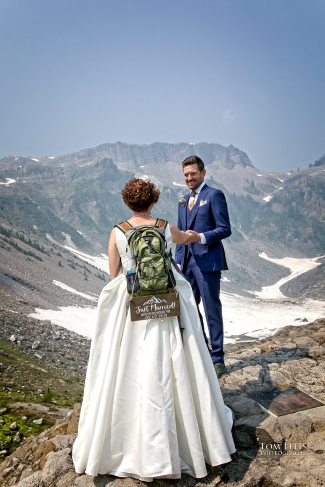 Destination adventure wedding at Mt Baker in Washington. Tom Ellis Photography, Seattle adventure photographer