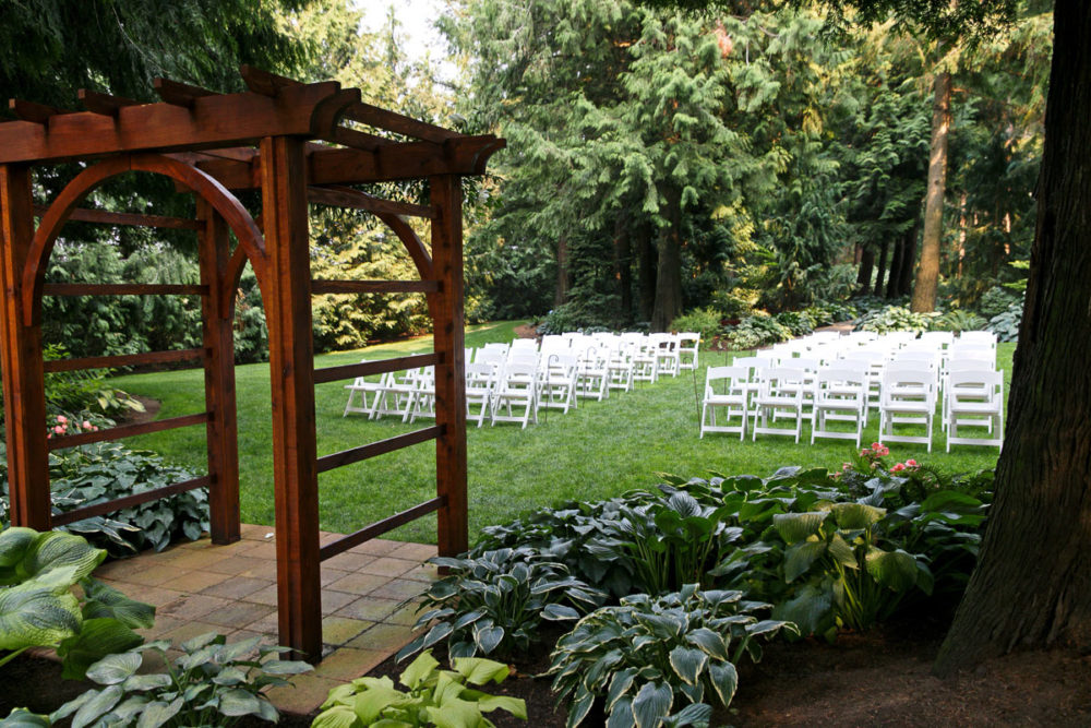 Destination family affair wedding during Covid. Tom Ellis Photography, Seattle and destination wedding photographer