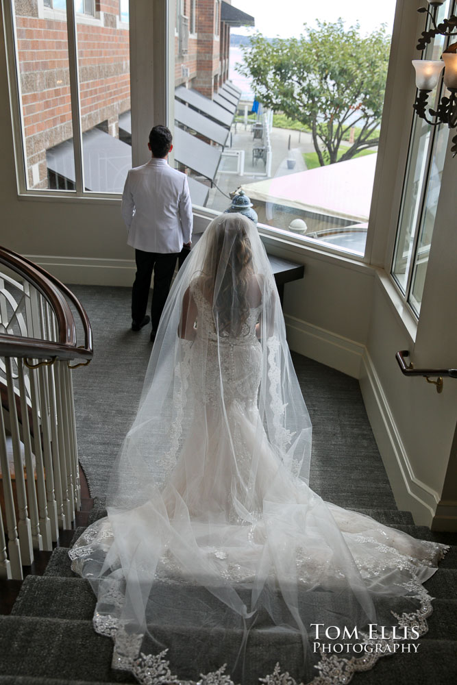 Sunny Seattle outdoor waterfront wedding. Tom Ellis Photography, Seattle wedding photographer