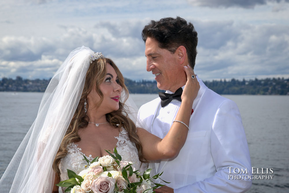 Sunny Seattle outdoor waterfront wedding. Tom Ellis Photography, Seattle wedding photographer