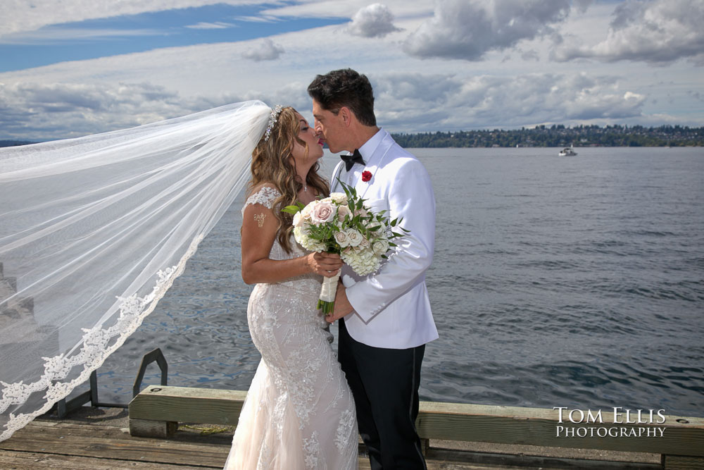 Sunny Seattle outdoor waterfront wedding. Tom Ellis Photography, Seattle wedding photographer