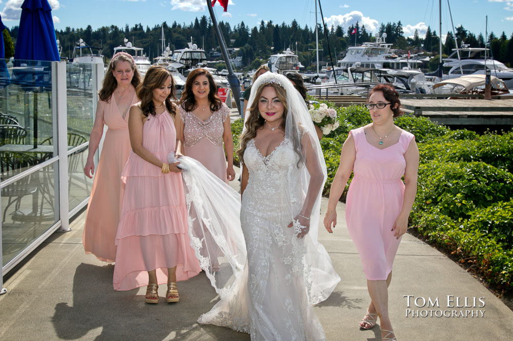 Sunny Seattle outdoor waterfront wedding. Tom Ellis Photography, Seattle wedding photographer