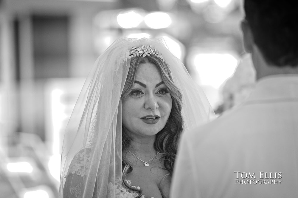 Sunny Seattle outdoor waterfront wedding. Tom Ellis Photography, Seattle wedding photographer