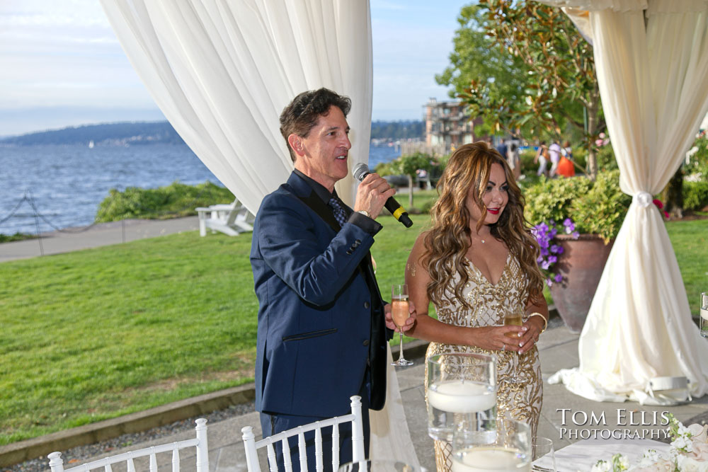 Sunny Seattle outdoor waterfront wedding. Tom Ellis Photography, Seattle wedding photographer