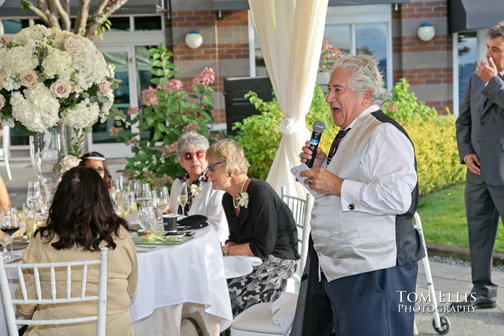 Sunny Seattle outdoor waterfront wedding. Tom Ellis Photography, Seattle wedding phjotographer