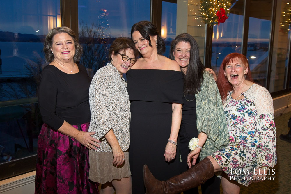 Seattle Holiday/Christmas wedding. Seattle wedding photographer Tom Ellis Photography