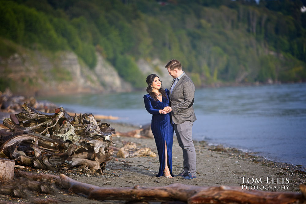 Gezeel and Dustin at Discovery Park and Kerry Park during our Seattle engagement photo session. Tom Ellis Photography, Seattle engagement photographer