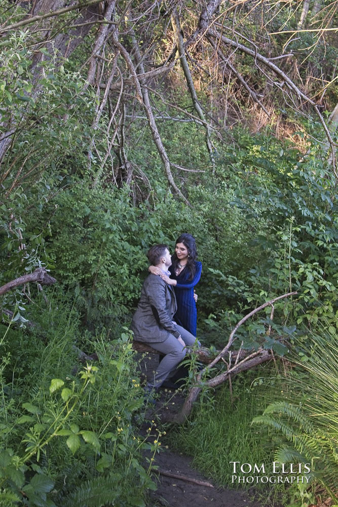 Gezeel and Dustin at Discovery Park and Kerry Park during our Seattle engagement photo session. Tom Ellis Photography, Seattle engagement photographer