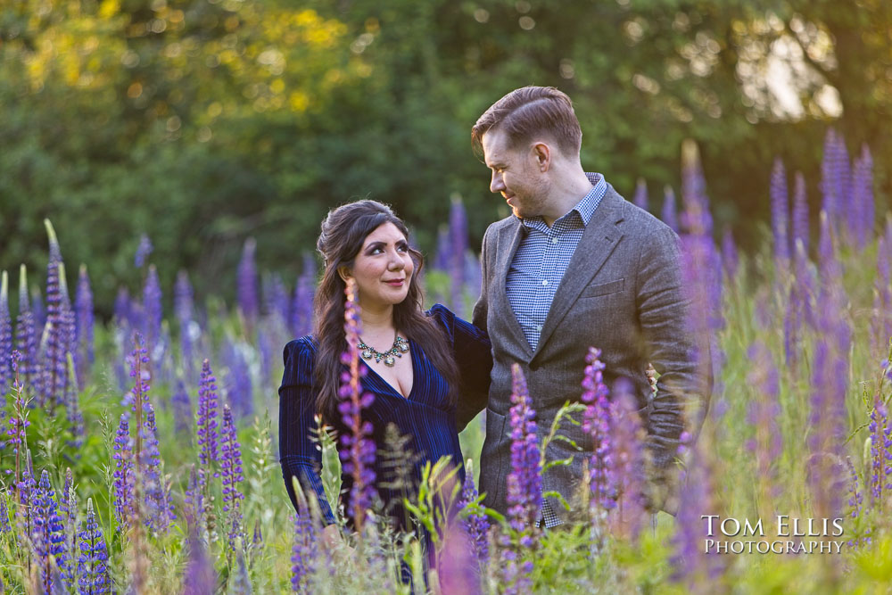 Gezeel and Dustin at Discovery Park and Kerry Park during our Seattle engagement photo session. Tom Ellis Photography, Seattle engagement photographer