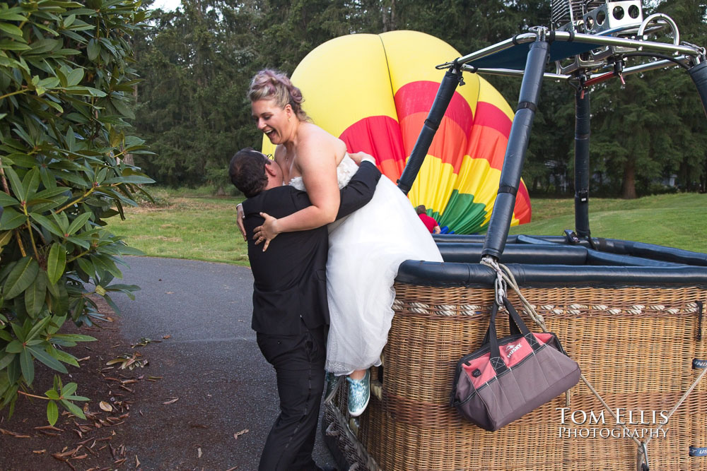 Seattle Hot Air Balloon Elopement Wedding