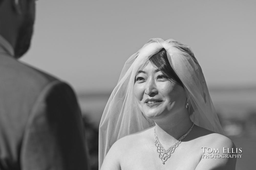 Kerry-Park-Elopement-Wedding-Seattle-Wedding-Photographer