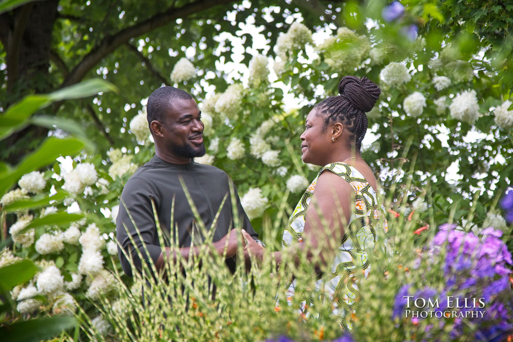 Seattle engagement photos, Bellevue Botanical Garden, Tom Ellis Photography