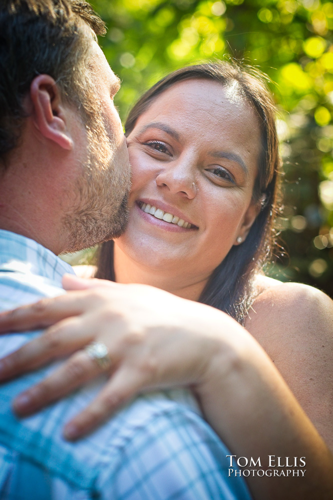 Seattle summer engagement photo session. Tom Ellis Photography, Seattle engagement photographer