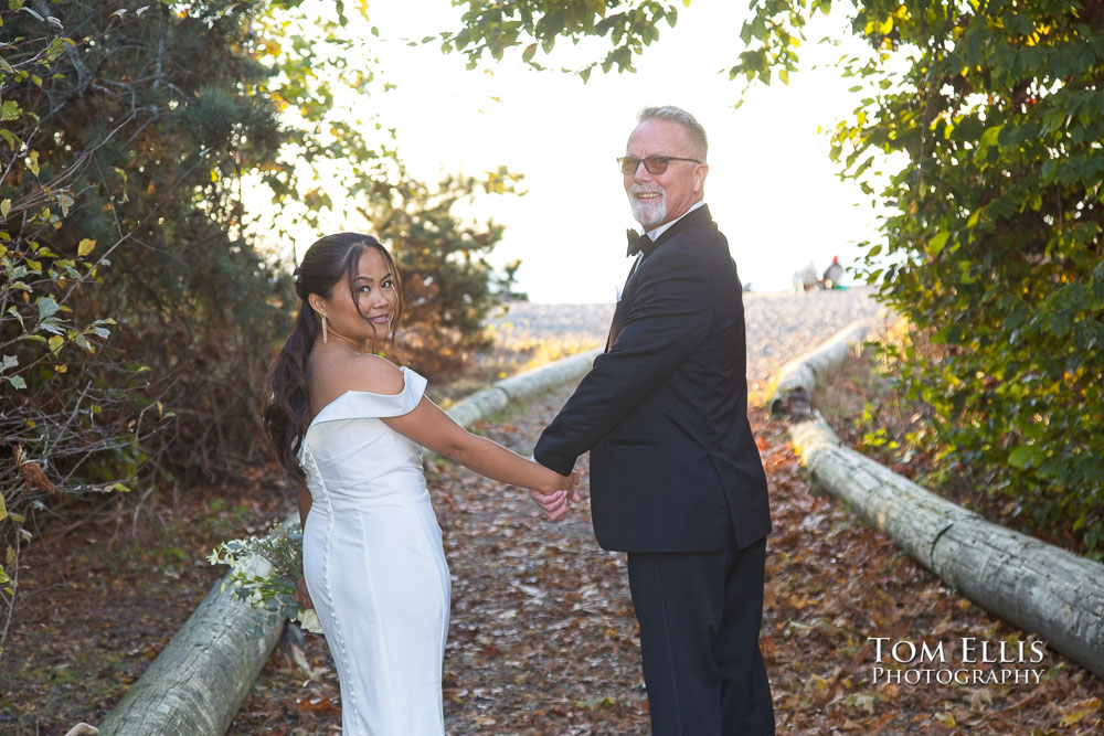 Seattle waterfront wedding Ray's Boathouse - Tom Ellis Photography