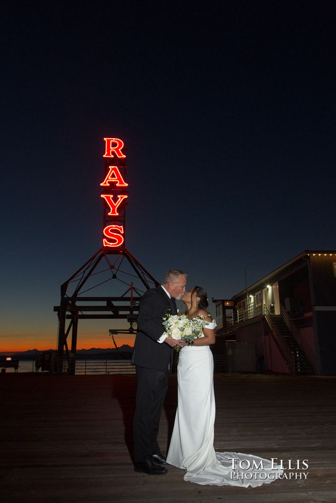 Seattle waterfront wedding Ray's Boathouse - Tom Ellis Photography