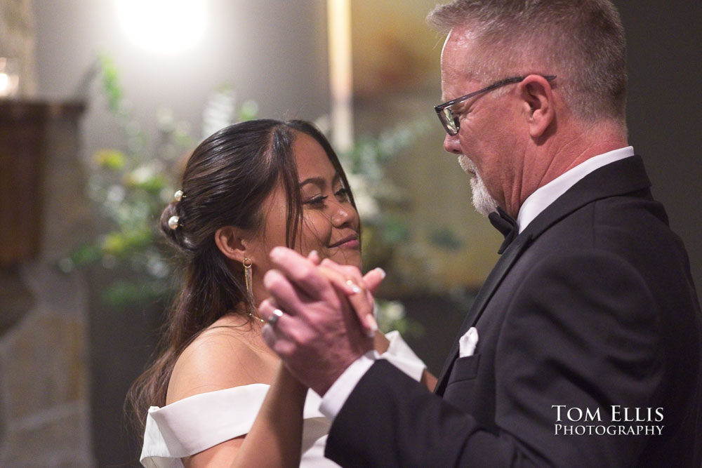 Seattle waterfront wedding Ray's Boathouse - Tom Ellis Photography