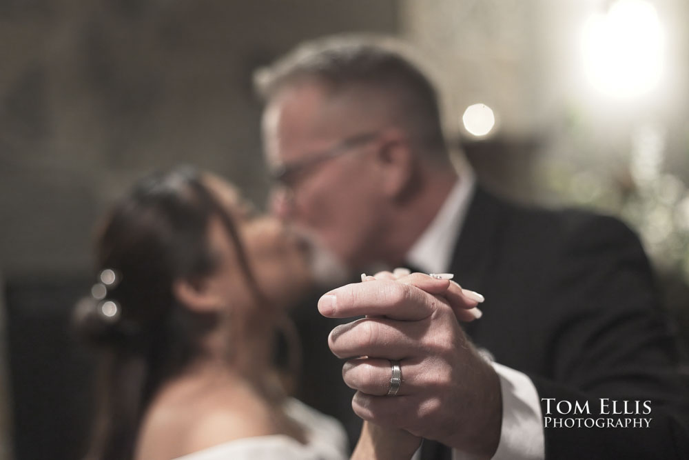 Seattle waterfront wedding Ray's Boathouse - Tom Ellis Photography