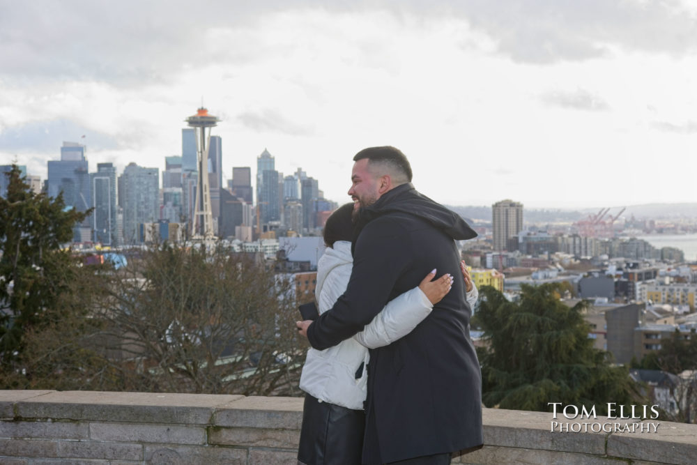 Seattle surprise wedding proposal at Kerry Park