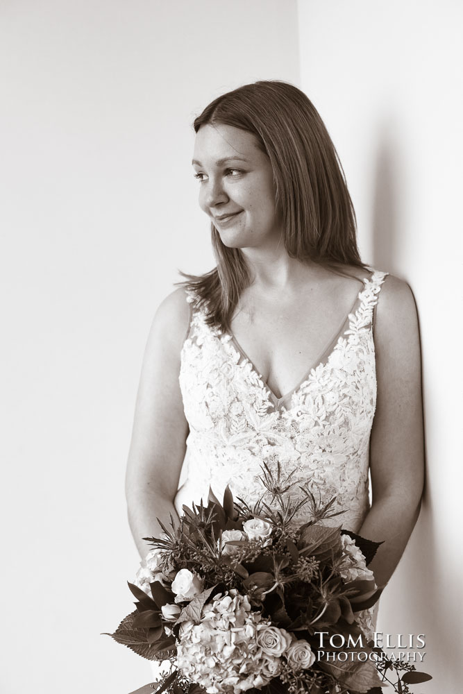 Destiny and Myles had an elopement wedding at the Seattle Courthouse. Tom Ellis Photography, Seattle elopement photographer