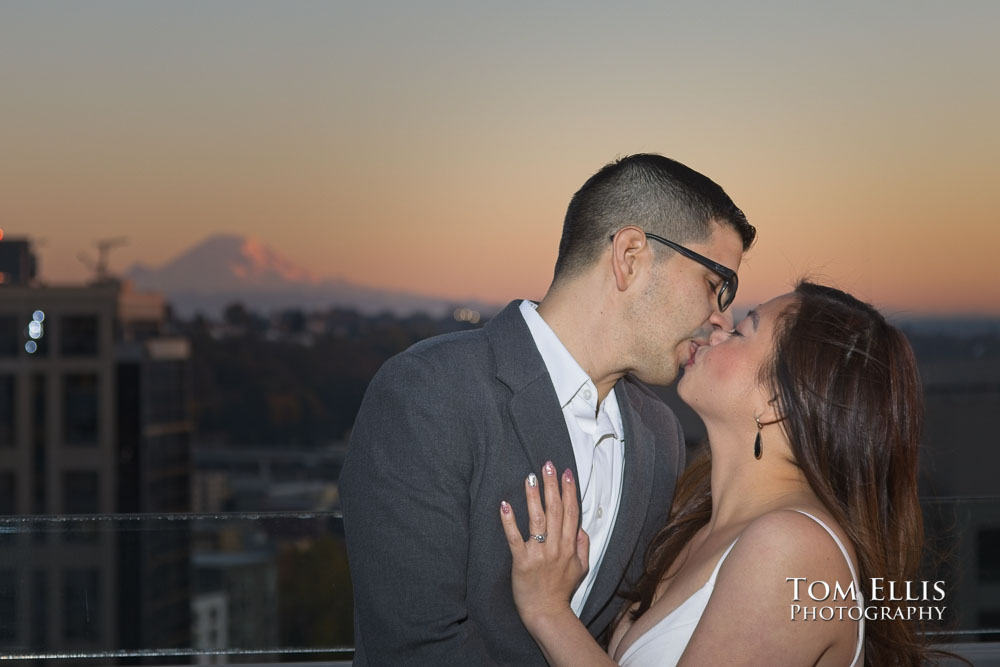 Seattle Courthouse elopement photographer