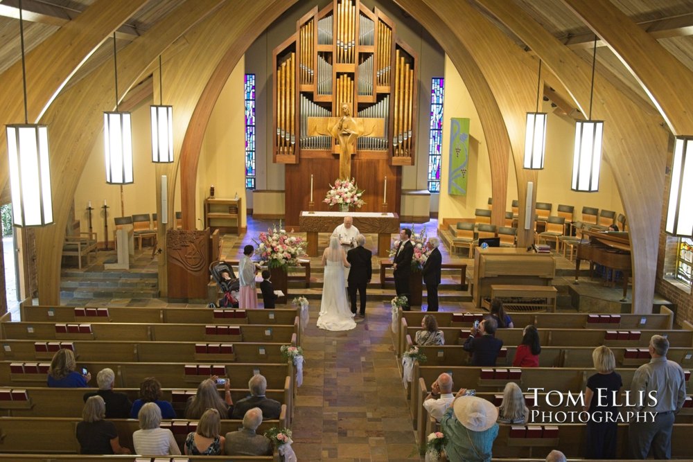 Seattle Summer wedding at Magnolia Lutheran. Tom Ellis Photography, Seattle wedding photographer