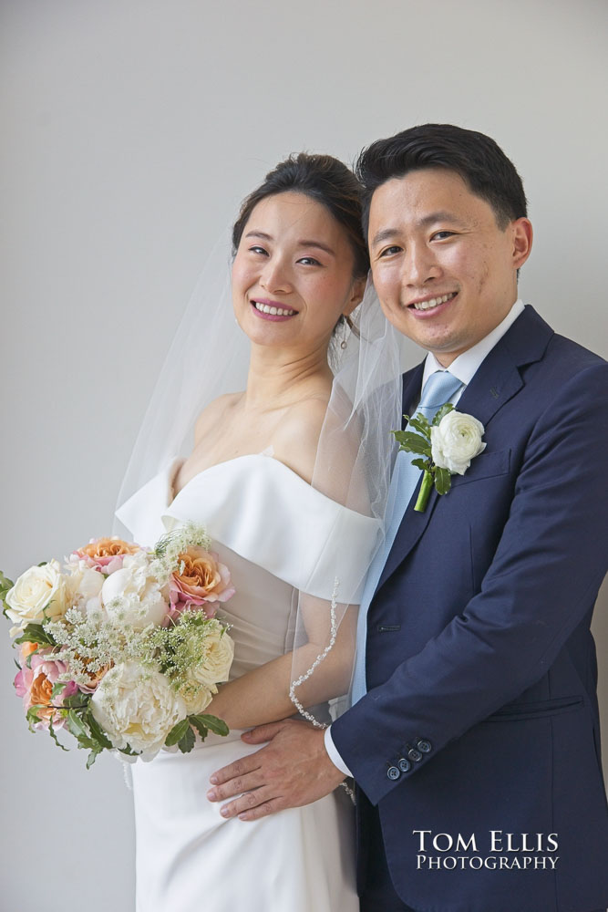 Summer Elopement Wedding at the Seattle Courthouse