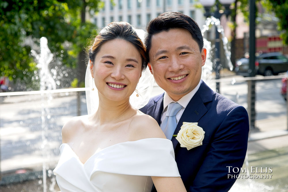 Summer Elopement Wedding at the Seattle Courthouse